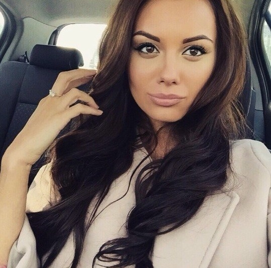 Откройте для себя мир безудержного удовольствия, аргументируя каждую минуту вашего времени, проведенного со мной. 🔥
💫 Взгляни на мои фото и увидишь нежность и сексуальность, скрывающуюся за этими красивыми глазами. Моя опытность и находчивость не оставят тебя равнодушным.
🎀 Встречусь с джентльменами в Москве, обеспечивая высочайший уровень интимных услуг. От расслабляющего массажа до пылкой ночи любви – мои возможности безграничны.
🌟 От отзывов моих клиентов вы ощутите мою привлекательность, чарующую личность и безукоризненный сервис. Не упустите возможность окунуться в океан наслаждения и почувствовать себя истинным мужчиной! 💋 Валя
